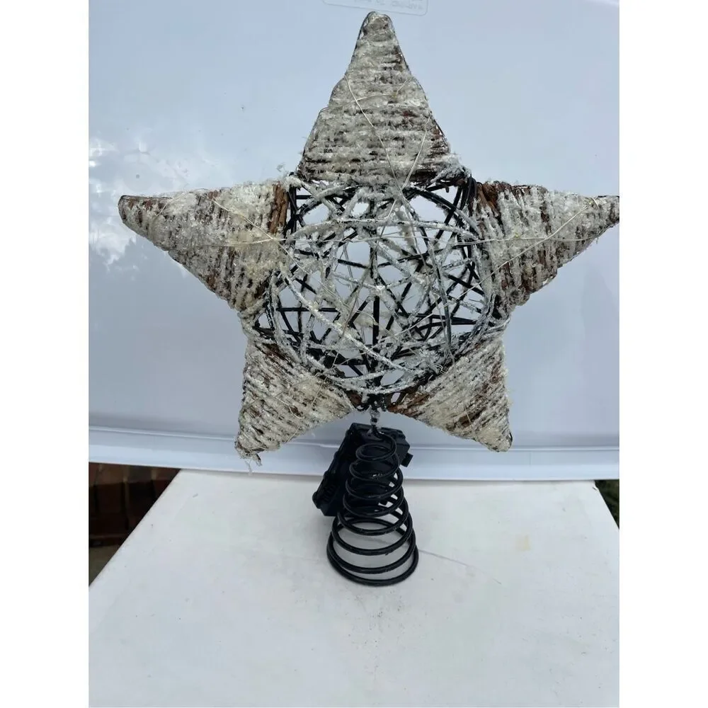New Pottery Barn Light Up Snowy Star Handcrafted Rattan Tree Topper